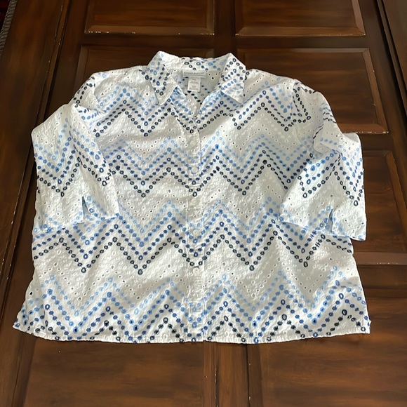 Women’s size petite extra large blue and white Alfred Dunner button up blouse - Picture 1 of 10